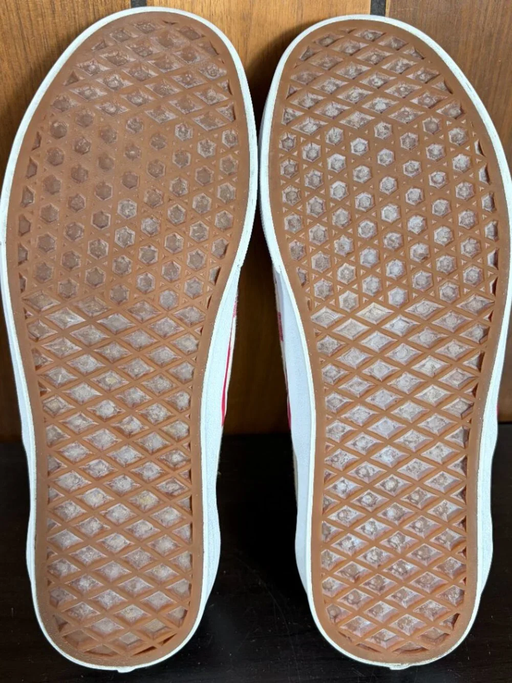 Vans Classic Slip-On Sneakers Checkerboard White and Red Womens Sz 9 - Picture 8 of 8